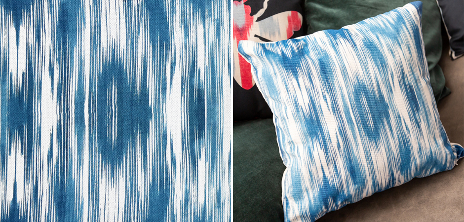 Декоративная подушка с голубым узором Ikat Pattern Декоративная подушка с голубым узором Ikat Pattern - Loft-Concept в Перми