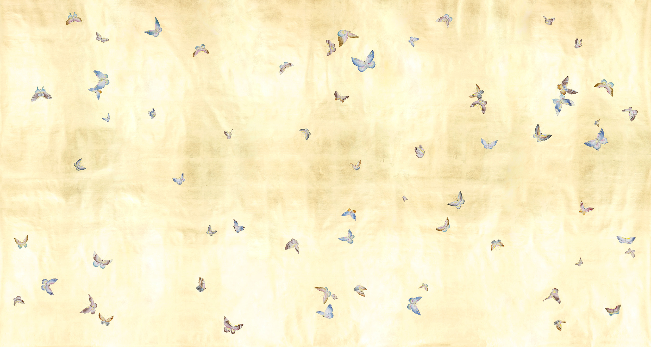 Обои ручная роспись Butterflies Special Colourway on Deep Rich Gold gilded paper Обои ручная роспись Butterflies Special Colourway on Deep Rich Gold gilded paper - постер Loft-Concept в Перми