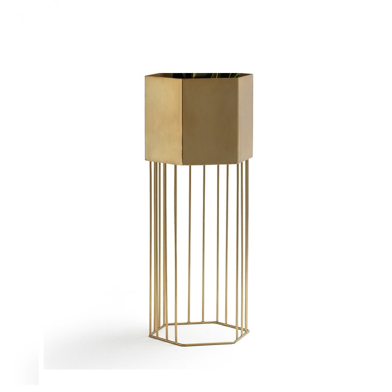 Ваза Vase On A Metal Stand Brass Латунь в Перми | Loft Concept 