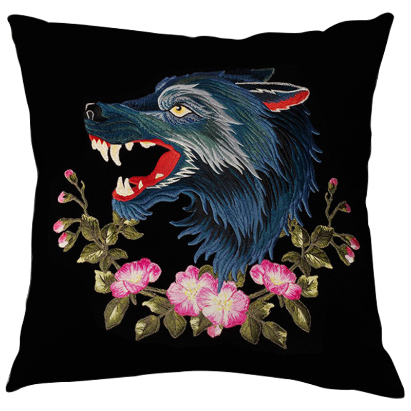 Декоративная подушка с вышивкой Стиль Gucci Wolf Black Черный Мульти в Перми | Loft Concept 