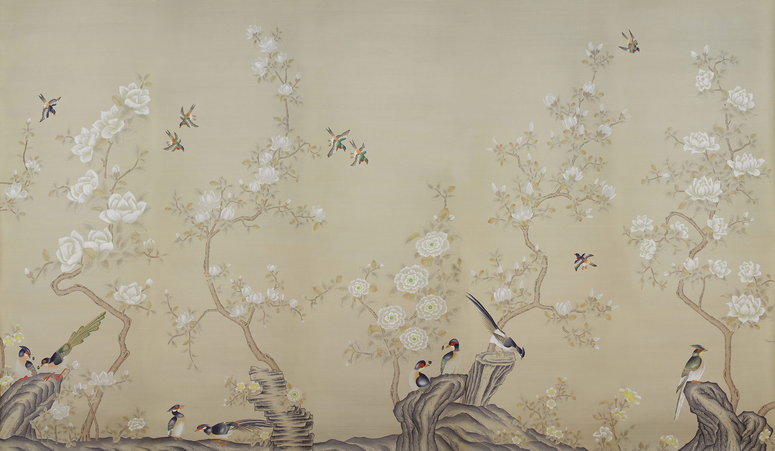 Обои ручная роспись Japanese Garden Special Colourway on Faint Gold metallic silk Обои ручная роспись Japanese Garden Special Colourway on Faint Gold metallic silk - постер Loft-Concept в Перми