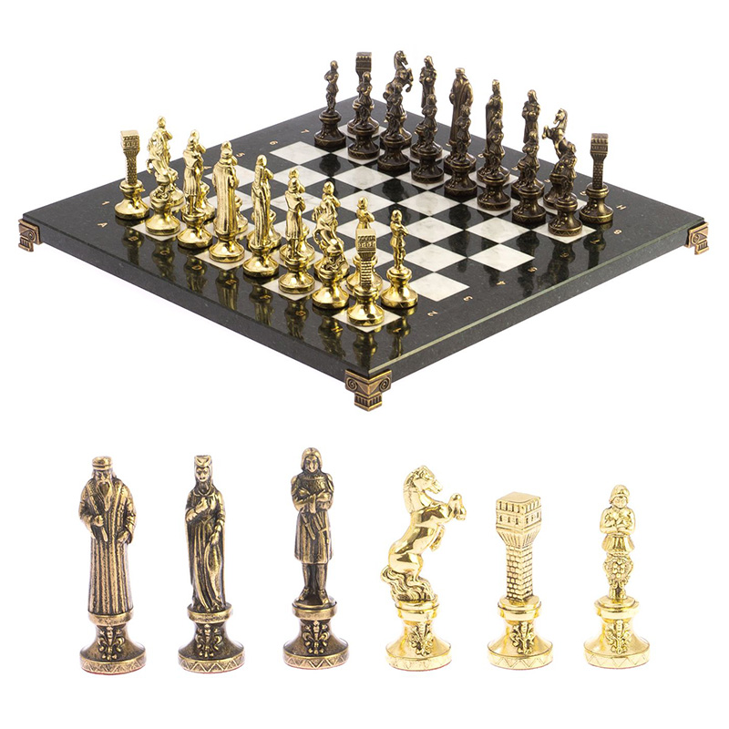 Шахматы Ренессанс из бронзы с доской из натуральных камней Decorative Thematic Chess  Золотой Бронза Черный Белый в Перми | Loft Concept 