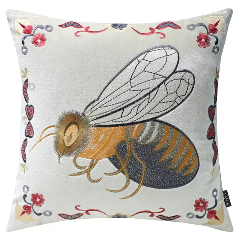 Декоративная подушка с вышивкой Пчела Стиль Gucci Bee Pillow Бежевый Мульти в Перми | Loft Concept 