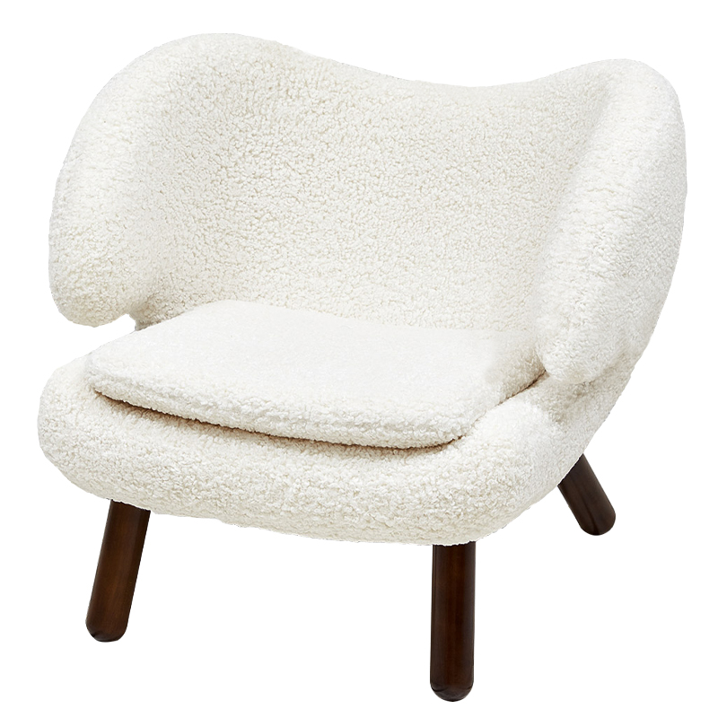 Кресло из белой ткани букле с ножками из массива ясеня Boucle Caldwell White Armchair Белый Коричневый в Перми | Loft Concept 