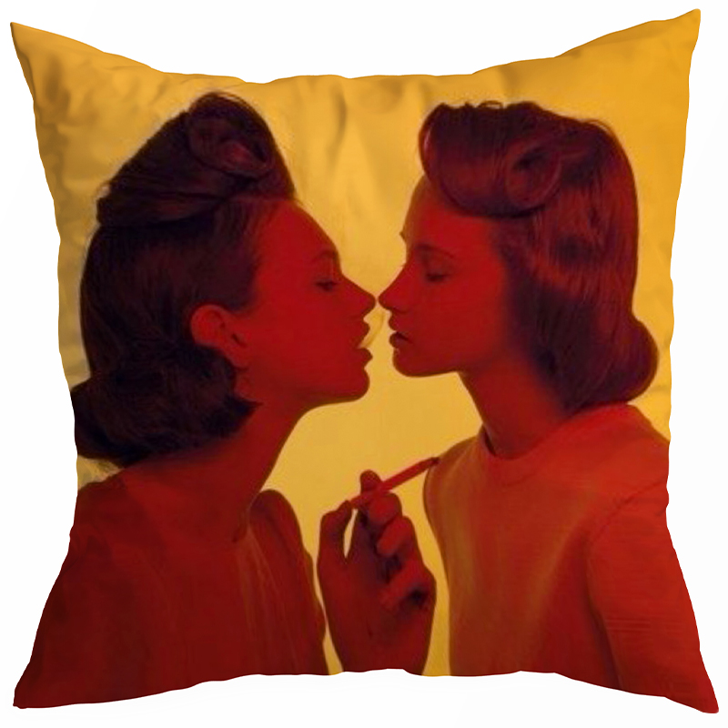 Декоративная подушка Seletti Cushion Smoking Girl Желтый Красный в Перми | Loft Concept 