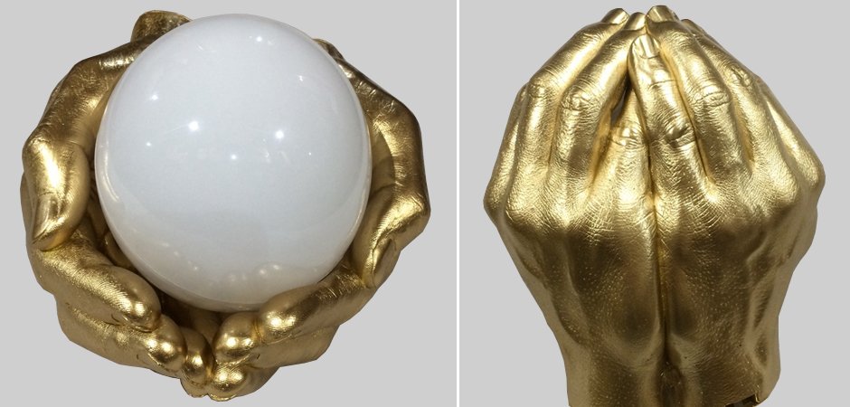 Бра Glowing Ball In The Gold Hands Бра Glowing Ball In The Gold Hands - Loft-Concept в Перми