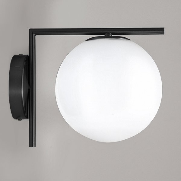 Бра IC Lighting Flos white ball IC C/W Black Белый Черный в Перми | Loft Concept 