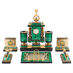 Настольный письменный набор из малахита и долерита с декором в виде герба России Leader Organizer варинант исполнения - 1 | Loft Concept в Перми