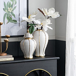 Ваза с золотыми полосами на белом фоне Chinoiserie Ceramics варинант исполнения - 1 | Loft Concept в Перми