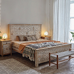 Двуспальная кровать из массива манго с резьбой Celestino Grey Mango Bed варинант исполнения - 2 | Loft Concept в Перми