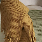 Плед из шерсти цвета охры с бахарамой Waffle Comfort варинант исполнения - 4 | Loft Concept в Перми