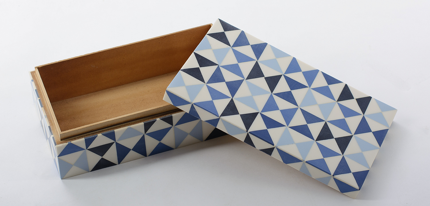 Шкатулка Small Triangles Blue Bone Inlay Box Шкатулка Small Triangles Blue Bone Inlay Box - Loft-Concept в Перми
