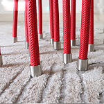 Дизайнерский журнальный стол с круглой прозрачной столешницей и основанием в виде красных металлических тросов Wires варинант исполнения - 3 | Loft Concept в Перми