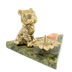 Подсвечник с фигуркой тигра из бронзы и натурального камня змеевик Stone Candlestick варинант исполнения - 1 | Loft Concept в Перми