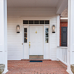 Настенный фонарь цилиндрической формы с рифленым стеклом в золотом каркасе на черном прямоугольном основании Eurofase варинант исполнения - 8 | Loft Concept в Перми