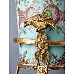 Ваза из голубого фарфора с рисунком птиц и цветов и декоративными элементами Blue Garden варинант исполнения - 11 | Loft Concept в Перми