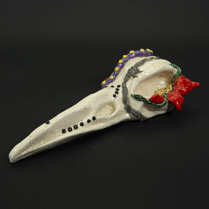 Скульптура CROWN SKULL Бежевый Красный Фиолетовый Скульптура CROWN SKULL Бежевый Красный Фиолетовый в Перми | Loft Concept