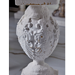 Приставной столик с резным античным узором Antique Engraving варинант исполнения - 3 | Loft Concept в Перми