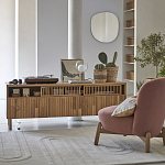 Кресло на деревянных ножках Olguin Pink Chair варинант исполнения - 5 | Loft Concept в Перми