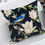Декоративная подушка чёрная с изображением птицы в саду Blooming Blue Birds варинант исполнения - 2 | Loft Concept в Перми