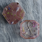 Шкатулка из эпоксидной смолы с цветами розовая Epoxy Resin Square Box Pink варинант исполнения - 2 | Loft Concept в Перми