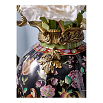 Ваза из фарфора черная с цветочной росписью и бронзовыми элементами Spring Garden варинант исполнения - 5 | Loft Concept в Перми