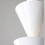 Подвесной светильник светодиодный в виде ряда белых металлических конусов  Herringbone варинант исполнения - 6 | Loft Concept в Перми