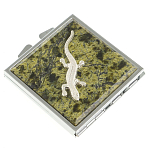 Зеркало двухстороннее квадратное из натурального камня Змеевик с декоративной вставкой в виде ящерицы Silver Stone Mirrors варинант исполнения - 1 | Loft Concept в Перми