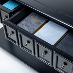 Черная консоль с выдвижными ящиками Monica варинант исполнения - 2 | Loft Concept в Перми