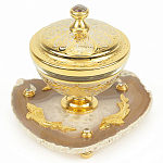 Икорница с декором "Три рыбки" с гравировкой на подставке из натурального камня Агат Decorative Cavair Dishes варинант исполнения - 1 | Loft Concept в Перми