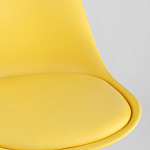 Стул с основой из пластика и мягким сиденьем Arvika Yellow варинант исполнения - 8 | Loft Concept в Перми