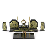 Настольный письменный набор из змеевика с часами и таблетницей Successful Leader варинант исполнения - 1 | Loft Concept в Перми