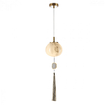 Подвесной светильник с шарообразным плафоном из белого стекла с подвеской из камня и кисточкой Agatelle варинант исполнения - 3 | Loft Concept в Перми