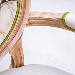 Стул с подлокотниками золотистый из бука с изображением птиц и цветов Blooming Red Birds варинант исполнения - 2 | Loft Concept в Перми