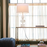 Настольная лампа на фигурном мраморном основании Conundrum варинант исполнения - 5 | Loft Concept в Перми