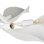 Потолочный светильник с плафонами в виде белых лепестков Delicate Flower варинант исполнения - 1 | Loft Concept в Перми