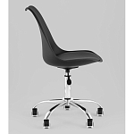 Офисный стул на металлическом основании EGGERY Black пластик варинант исполнения - 4 | Loft Concept в Перми