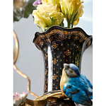 Ваза черная фарфоровая с  узором и бронзовым декором в виде веток с фарфоровой птичкой и цветами Eden Garden варинант исполнения - 4 | Loft Concept в Перми