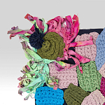 Ковер разноцветный из джинсовой одежды и армейских палаток Upcycling варинант исполнения - 2 | Loft Concept в Перми