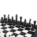 Шахматы классические с черной доской из натурального камня Мрамор Decorative Thematic Chess варинант исполнения - 3 | Loft Concept в Перми