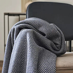 Плед из шерсти мериноса темно-синего цвета 130×180 см Indigo Waves варинант исполнения - 6 | Loft Concept в Перми