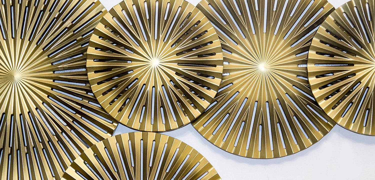 Арт-объект Apollo Brown and Gold Wall Plaque Disc gap 5 Арт-объект Apollo Brown and Gold Wall Plaque Disc gap 5 - Loft-Concept в Перми