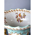 Ваза из голубого фарфора с рисунком птиц и цветов и декоративными элементами Blue Garden варинант исполнения - 8 | Loft Concept в Перми