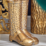 Ваза в форме сапог с рельефной текстурой и ручками Vase Boot варинант исполнения - 4 | Loft Concept в Перми