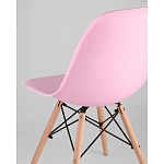 Пластиковый стул на ножках из массива бука Eames Pink варинант исполнения - 3 | Loft Concept в Перми