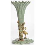 Ваза зеленая фарфоровая с волнистым краем с бронзовой фигуркой журавля Eden Garden  варинант исполнения - 3 | Loft Concept в Перми