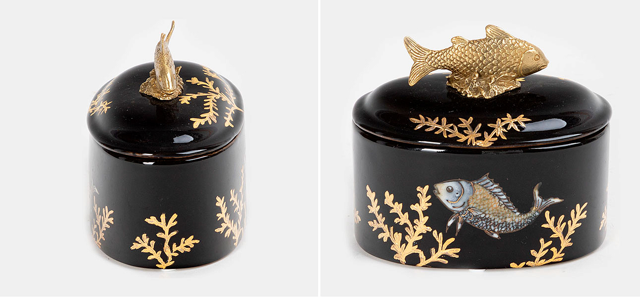 Шкатулка черная фарфоровая Золотая Рыбка Gold fish Шкатулка черная фарфоровая Золотая Рыбка Gold fish - Loft-Concept в Перми