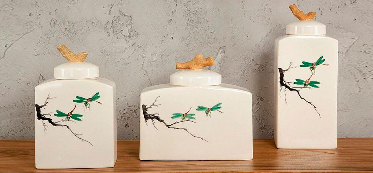 Ваза низкая с крышкой керамическая стрекоза Ornament Ваза низкая с крышкой керамическая стрекоза Ornament - Loft-Concept в Перми