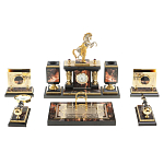 Настольный письменный набор из яшмы и долерита с декором в виде коня Manager Organizer варинант исполнения - 1 | Loft Concept в Перми