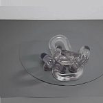 Дизайнерский журнальный стол с круглой прозрачной столешницей и основанием в виде цепи Hua Wang варинант исполнения - 2 | Loft Concept в Перми